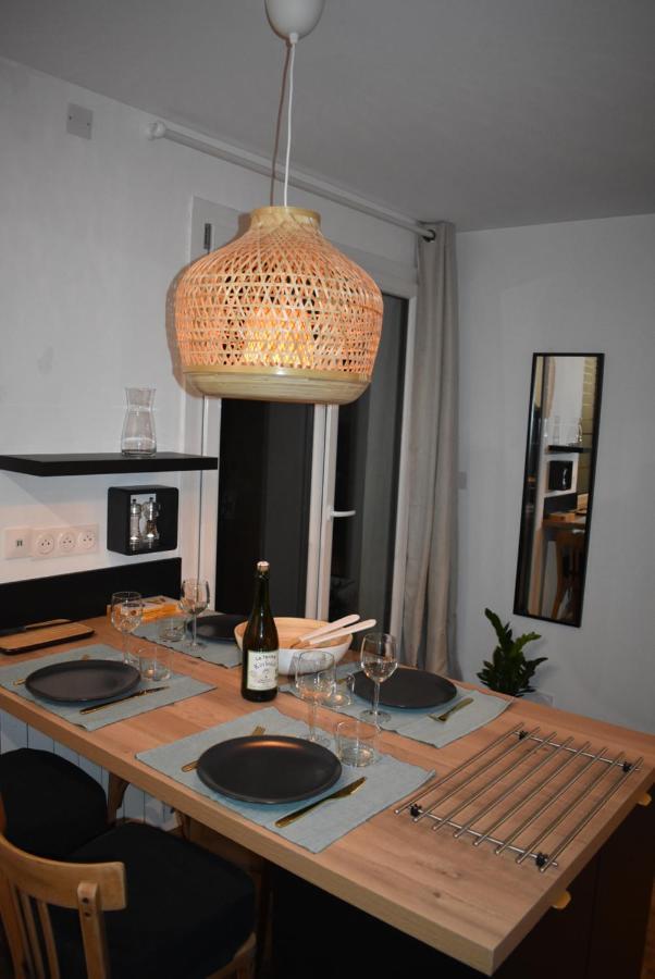 Le Duclos, Appartement Rez-De-Jardin Dinan Centre Exterior foto